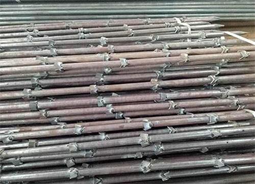 田东隧道钢花管